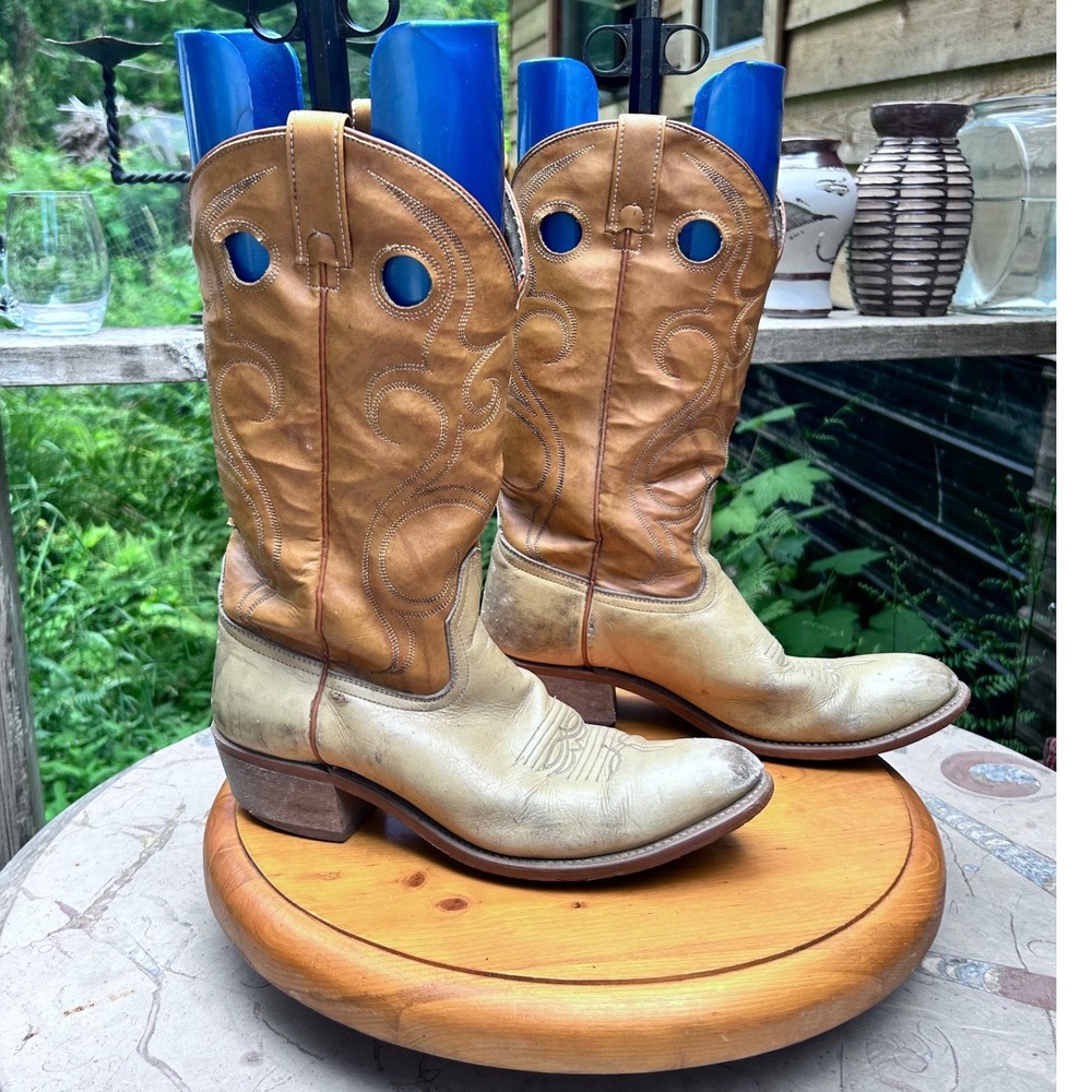 Vintage 70s Cowboy Boots Women 10 Men 8.5 Tan Blonde Two Tone Leather Acme Dingo